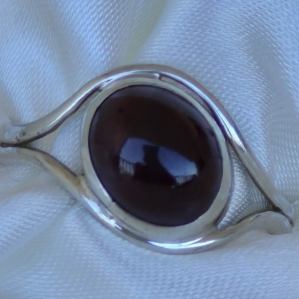 Sterling Silver Garnet Swirl Ring. Split Shank Ba… - image 4